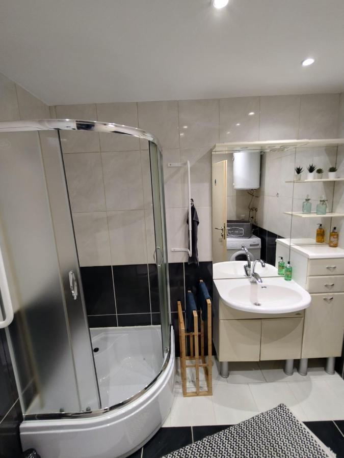 Studio Apartman Karler Karlovac Εξωτερικό φωτογραφία